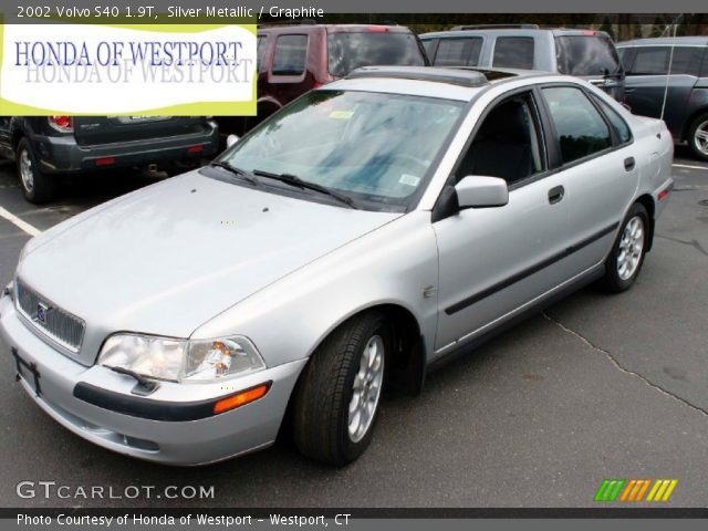 2002 Volvo S40 1.9T in Silver Metallic