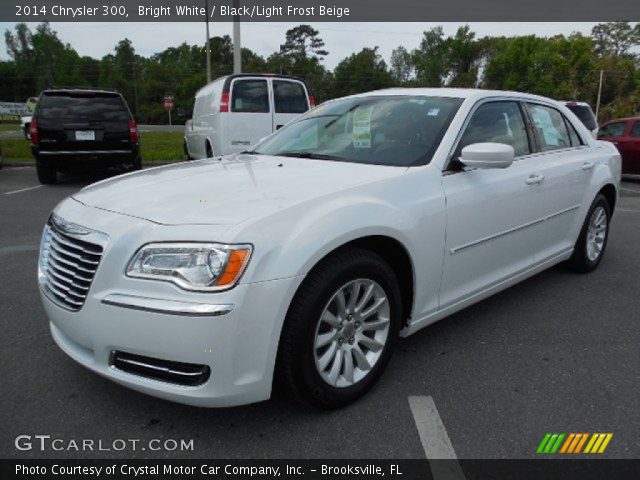 2014 Chrysler 300  in Bright White