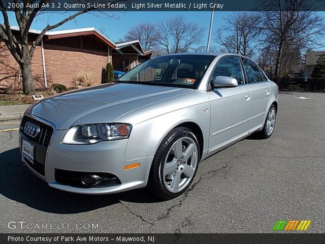 2008 Audi A4 3.2 Quattro S-Line Sedan in Light Silver Metallic