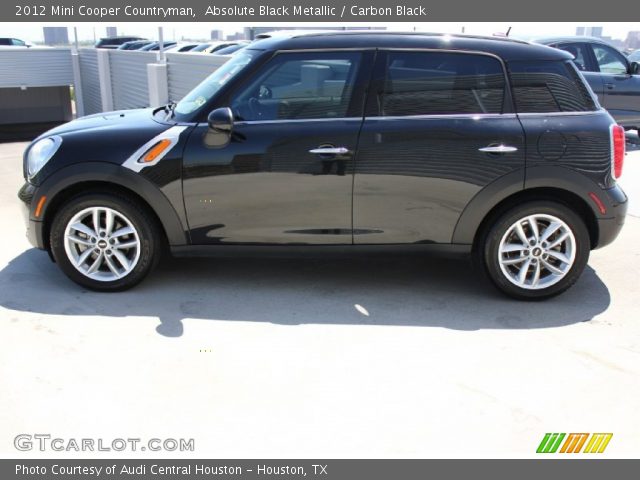 2012 Mini Cooper Countryman in Absolute Black Metallic