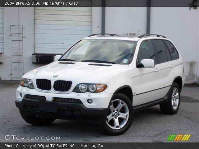 2004 BMW X5 3.0i in Alpine White