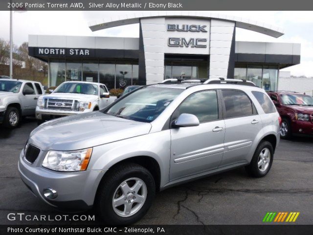 2006 Pontiac Torrent AWD in Silver Alloy Metallic