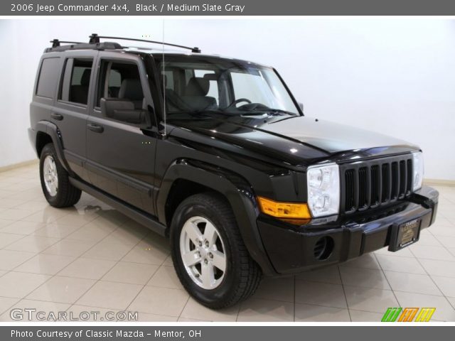 2006 Jeep Commander 4x4 in Black