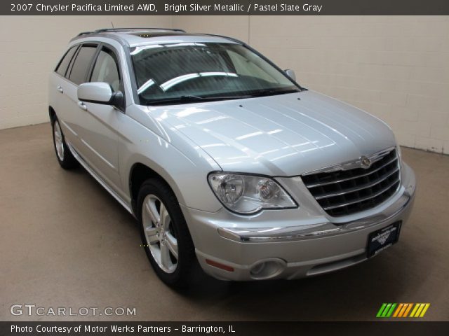 2007 Chrysler Pacifica Limited AWD in Bright Silver Metallic