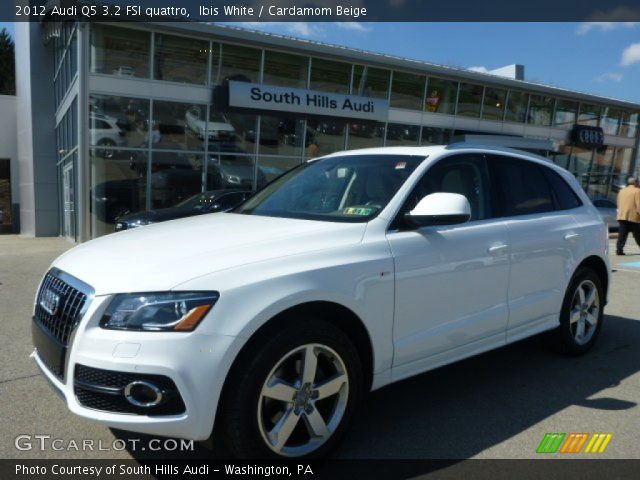 2012 Audi Q5 3.2 FSI quattro in Ibis White