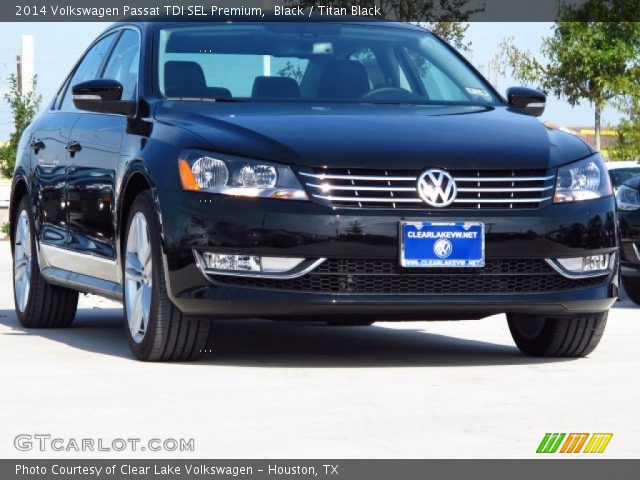 2014 Volkswagen Passat TDI SEL Premium in Black