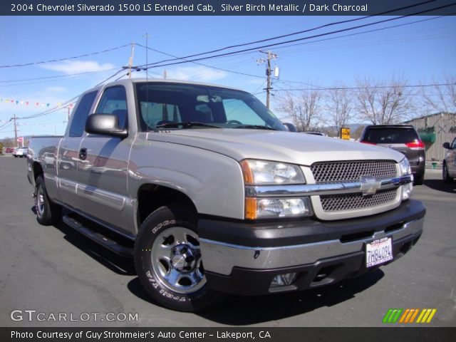 2004 Chevrolet Silverado 1500 LS Extended Cab in Silver Birch Metallic
