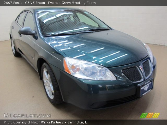 2007 Pontiac G6 V6 Sedan in Emerald Green Metallic