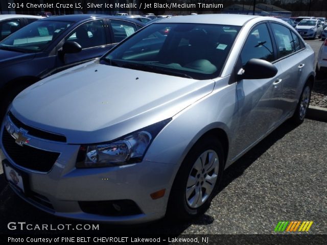 2014 Chevrolet Cruze LS in Silver Ice Metallic