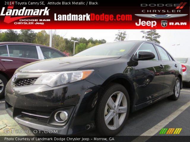2014 Toyota Camry SE in Attitude Black Metallic