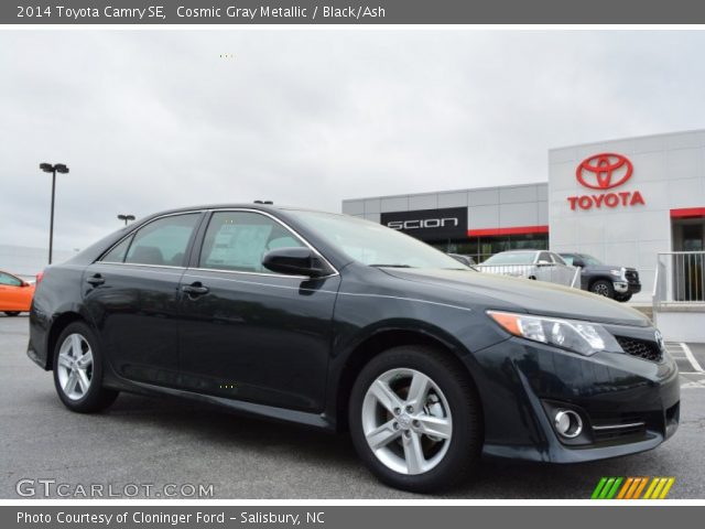 2014 Toyota Camry SE in Cosmic Gray Metallic