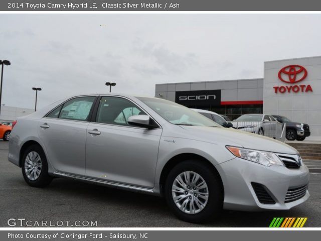 2014 Toyota Camry Hybrid LE in Classic Silver Metallic