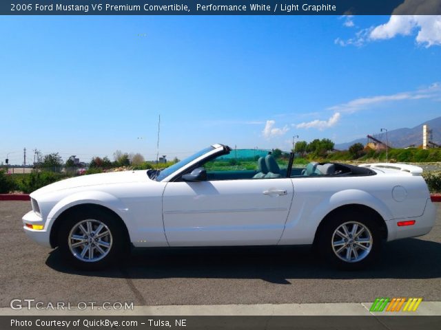 2006 Ford Mustang V6 Premium Convertible in Performance White