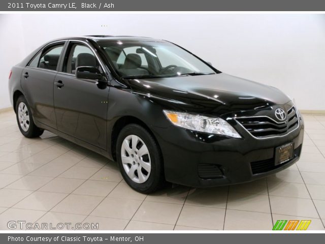 2011 Toyota Camry LE in Black