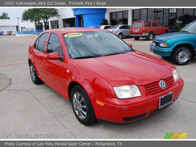 2002 Volkswagen Jetta GLS Sedan in Tornado Red