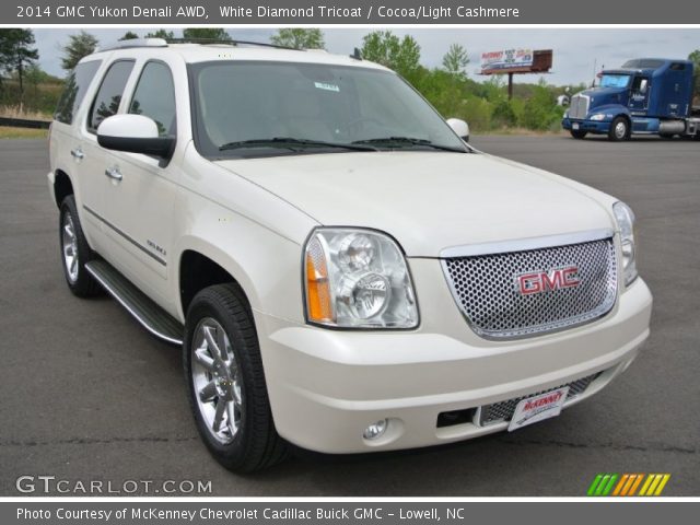 2014 GMC Yukon Denali AWD in White Diamond Tricoat