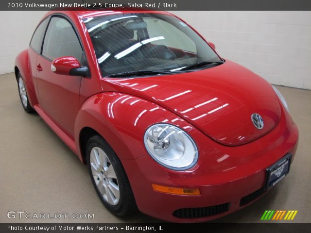 2010 Volkswagen New Beetle 2.5 Coupe in Salsa Red