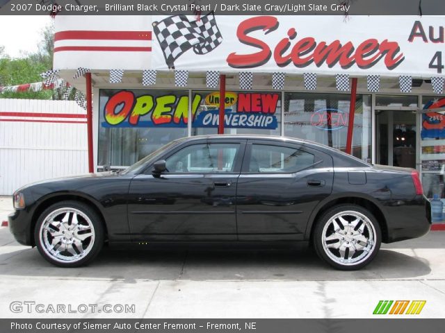 2007 Dodge Charger  in Brilliant Black Crystal Pearl