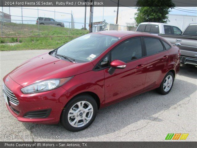 2014 Ford Fiesta SE Sedan in Ruby Red