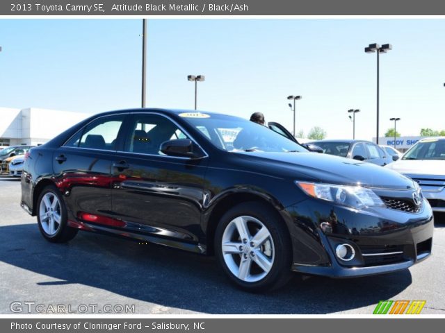 2013 Toyota Camry SE in Attitude Black Metallic