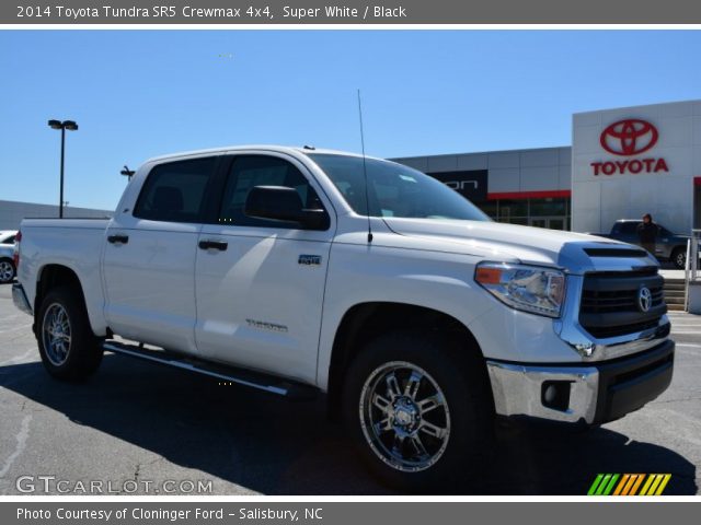 2014 Toyota Tundra SR5 Crewmax 4x4 in Super White
