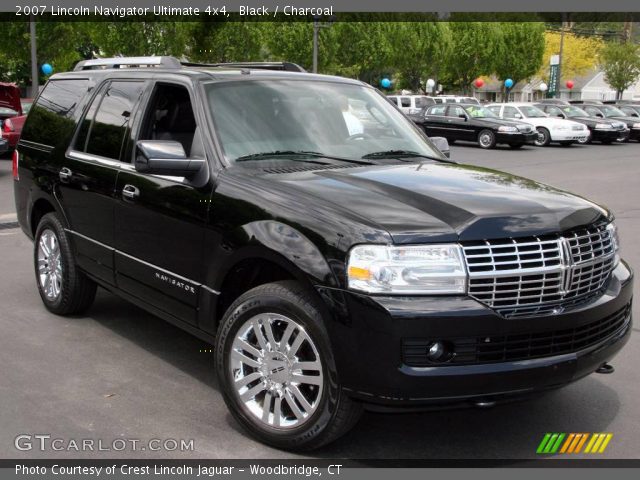2007 Lincoln Navigator Ultimate 4x4 in Black
