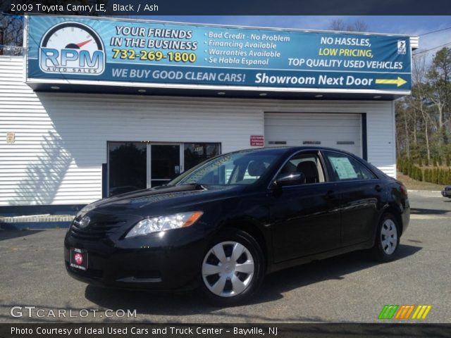 2009 Toyota Camry LE in Black