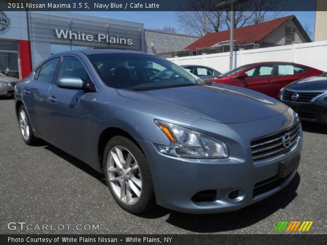 2011 Nissan Maxima 3.5 S in Navy Blue