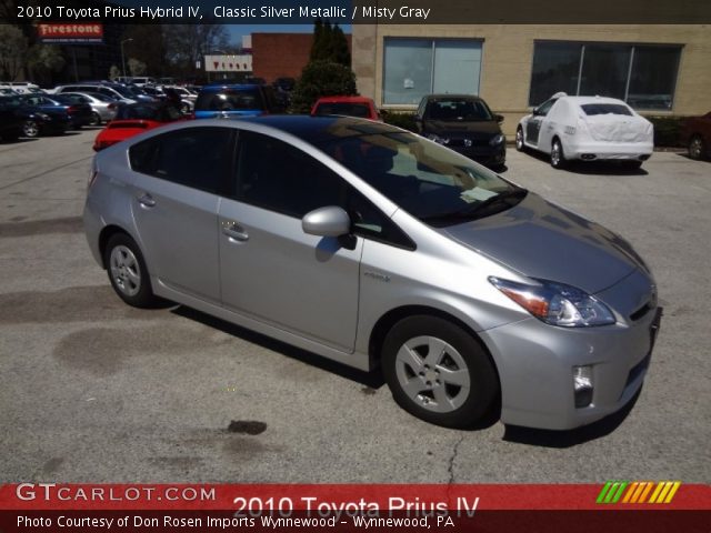 2010 Toyota Prius Hybrid IV in Classic Silver Metallic