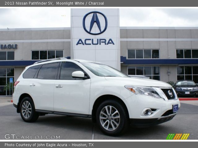 2013 Nissan Pathfinder SV in Moonlight White