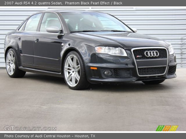 2007 Audi RS4 4.2 quattro Sedan in Phantom Black Pearl Effect