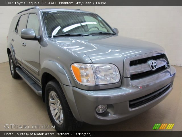 2007 Toyota Sequoia SR5 4WD in Phantom Gray Pearl