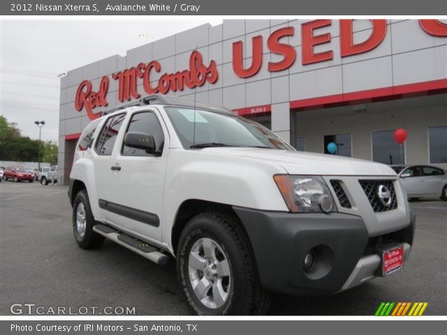 2012 Nissan Xterra S in Avalanche White