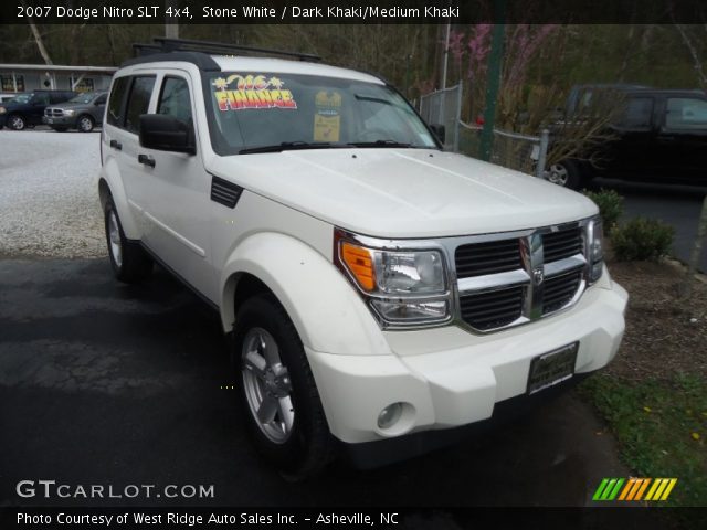 2007 Dodge Nitro SLT 4x4 in Stone White