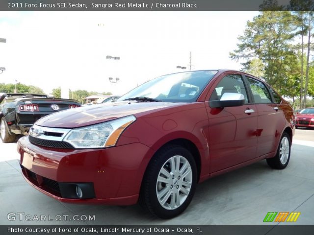 2011 Ford Focus SEL Sedan in Sangria Red Metallic