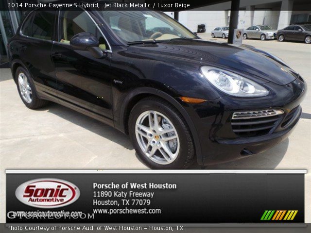 2014 Porsche Cayenne S Hybrid in Jet Black Metallic