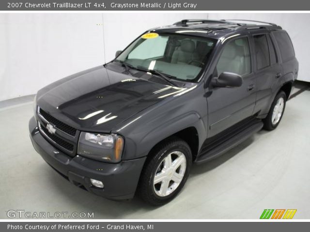 2007 Chevrolet TrailBlazer LT 4x4 in Graystone Metallic