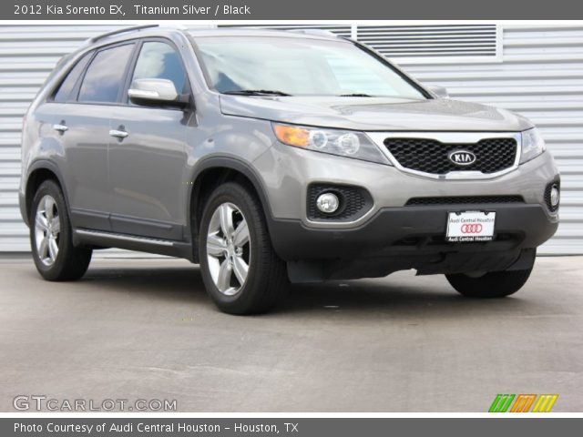 2012 Kia Sorento EX in Titanium Silver