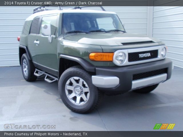2014 Toyota FJ Cruiser 4WD in Army Green
