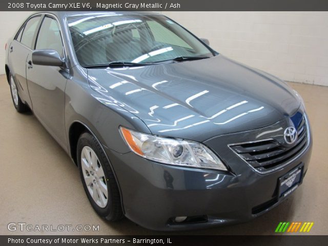 2008 Toyota Camry XLE V6 in Magnetic Gray Metallic