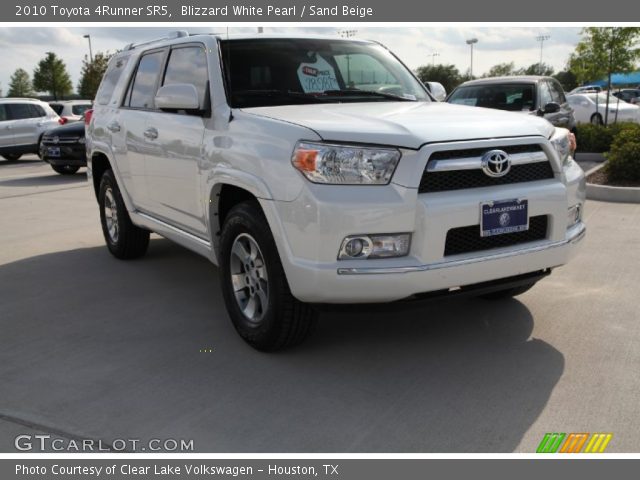 2010 Toyota 4Runner SR5 in Blizzard White Pearl