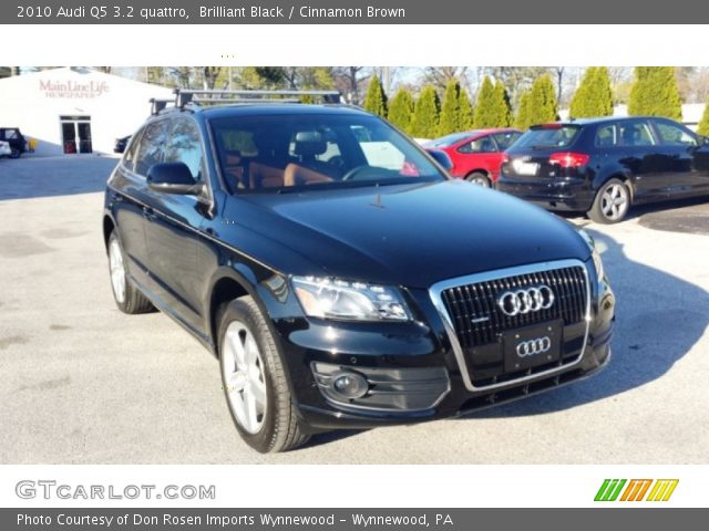 2010 Audi Q5 3.2 quattro in Brilliant Black