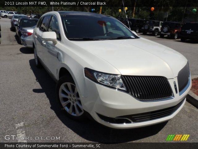 2013 Lincoln MKT FWD in White Platinum