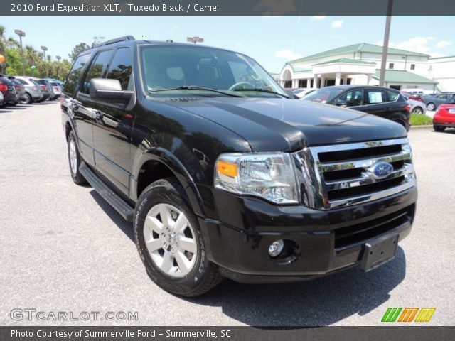 2010 Ford Expedition XLT in Tuxedo Black