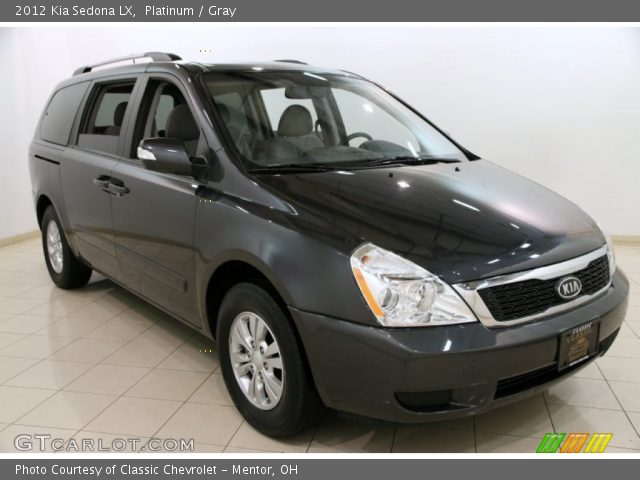 2012 Kia Sedona LX in Platinum