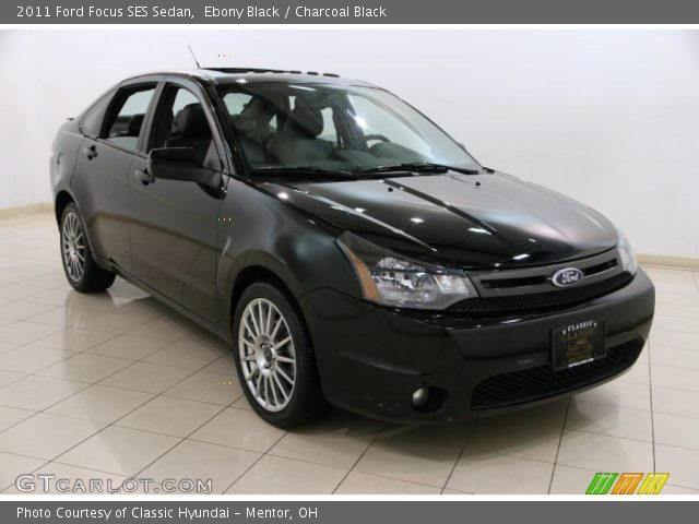2011 Ford Focus SES Sedan in Ebony Black