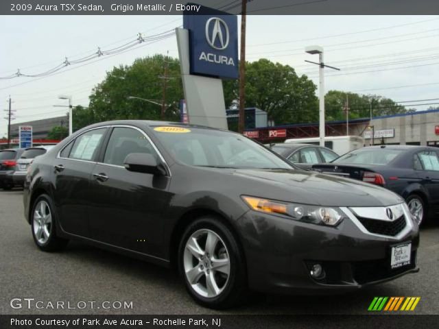 2009 Acura TSX Sedan in Grigio Metallic