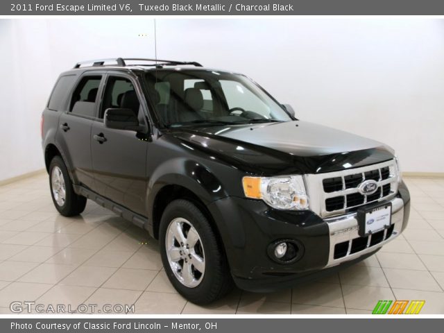 2011 Ford Escape Limited V6 in Tuxedo Black Metallic