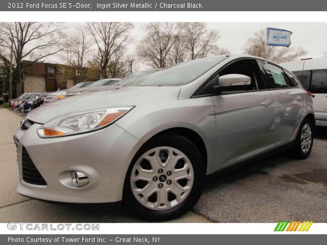 2012 Ford Focus SE 5-Door in Ingot Silver Metallic
