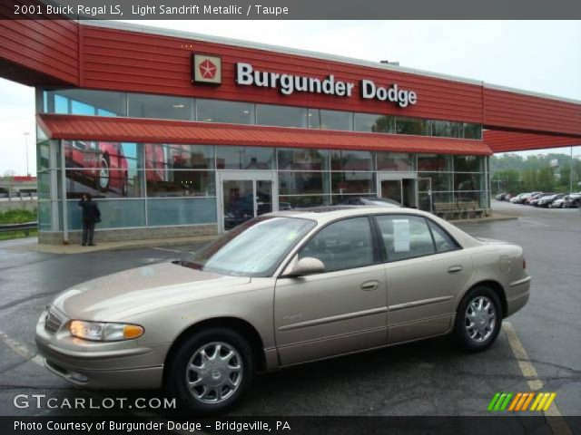 2001 Buick Regal LS in Light Sandrift Metallic